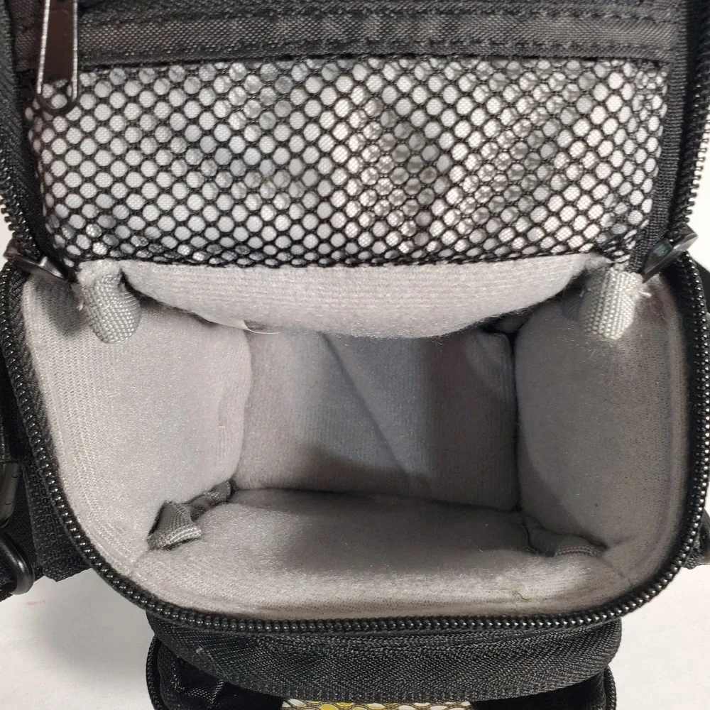 HEAVY DUTY PADDED LOWEPRO EDIT-100 CAMERA‎ BAG - BLACK - With Shoulder Strap LN